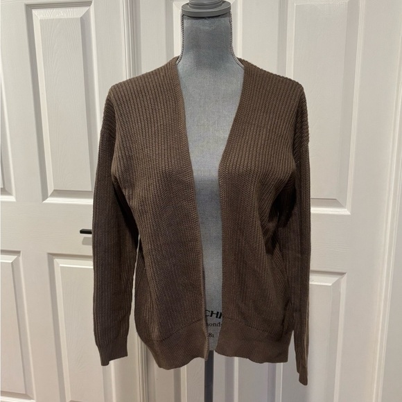 Mossimo Women’s Brown Ribbed Cardigan Size Medium Comfy Business Office Travel‎ - Picture 1 of 6